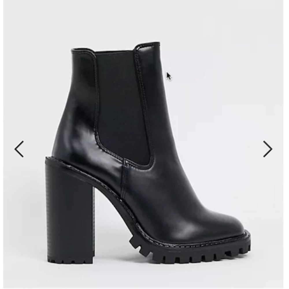 ASOS DESIGN Wide Fit Expect high heeled chunky chelsea boots in black